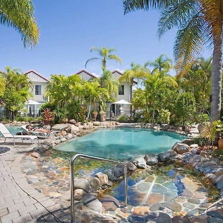 Skippers Cove Waterfront Resort Noosaville Esterno foto