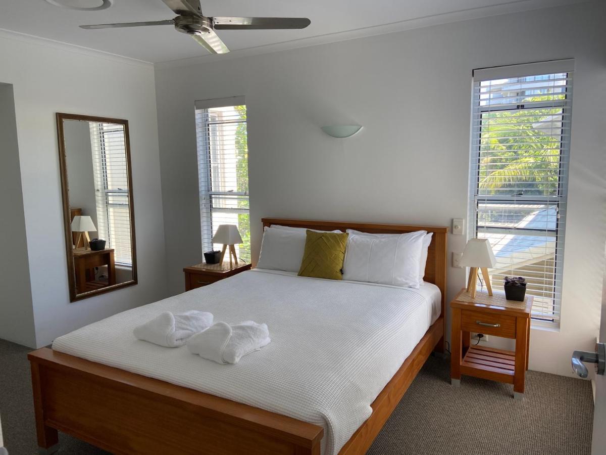 Skippers Cove Waterfront Resort Noosaville Esterno foto
