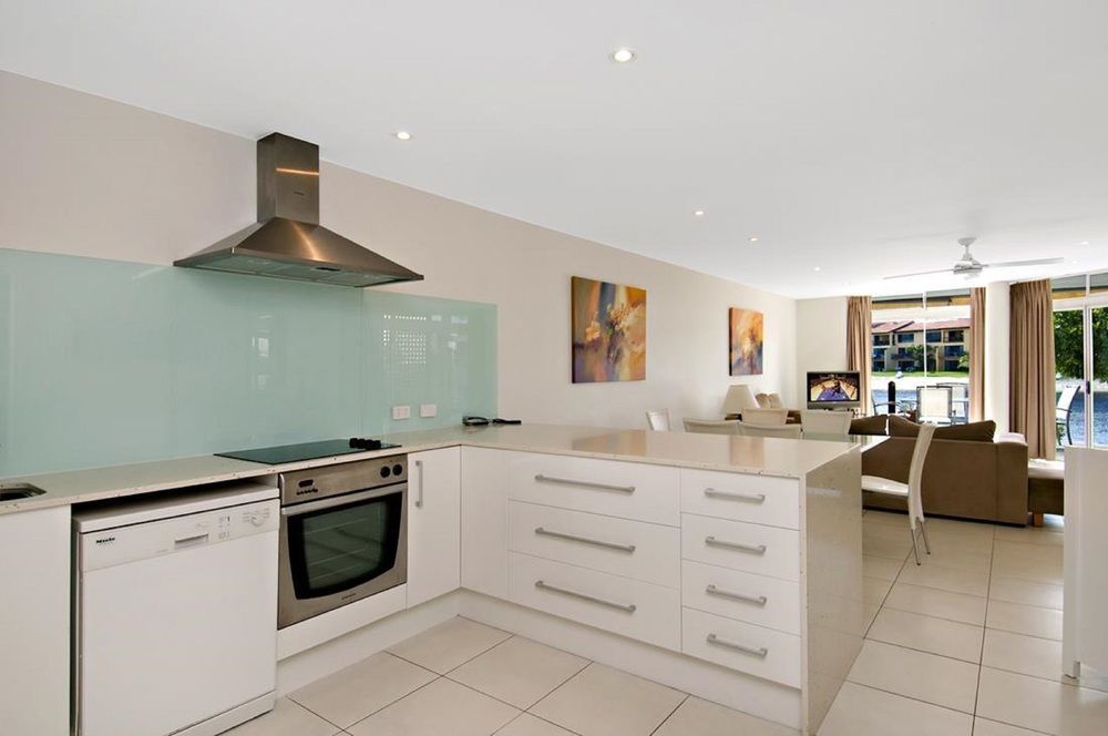 Skippers Cove Waterfront Resort Noosaville Esterno foto
