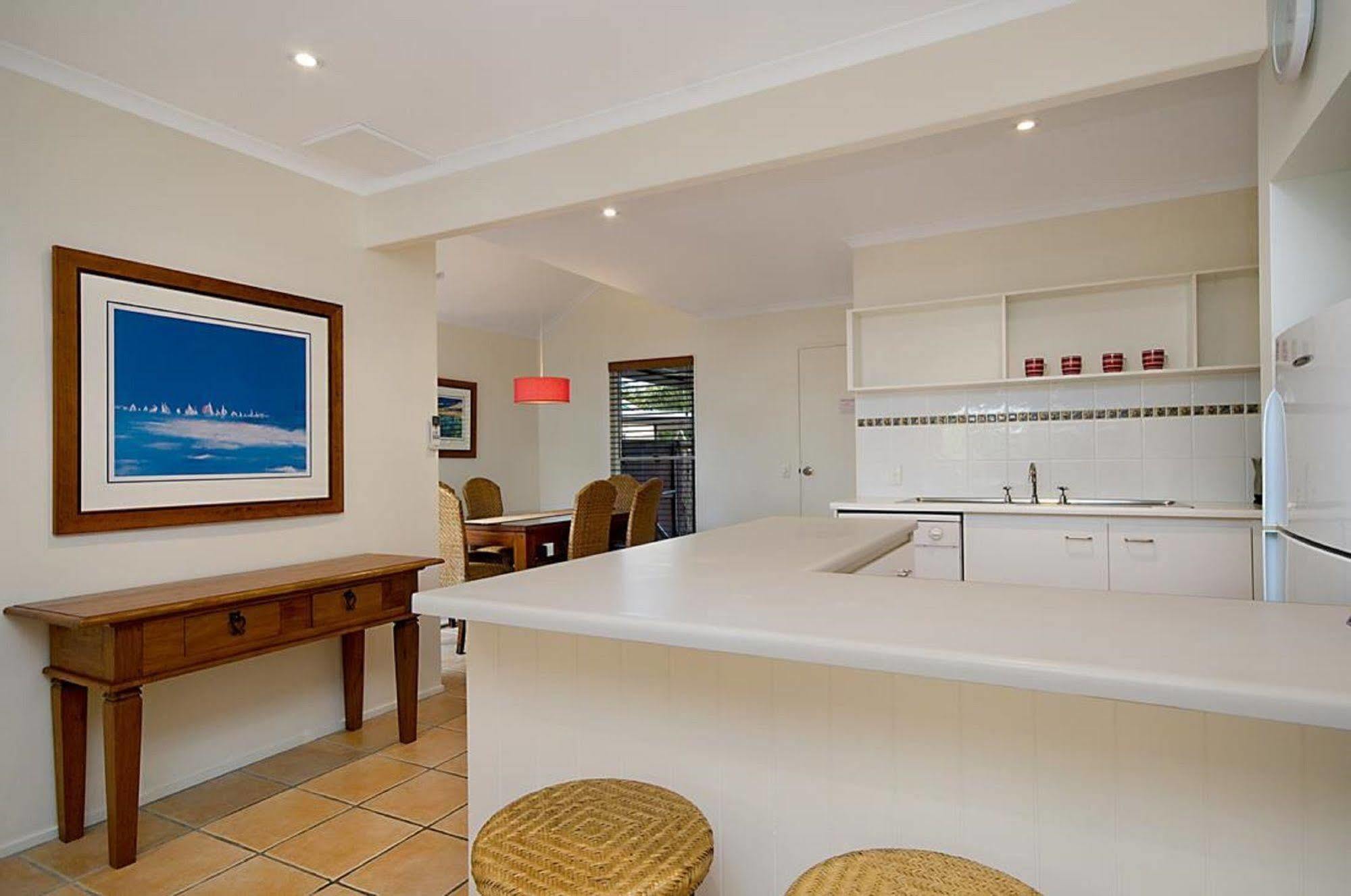 Skippers Cove Waterfront Resort Noosaville Esterno foto