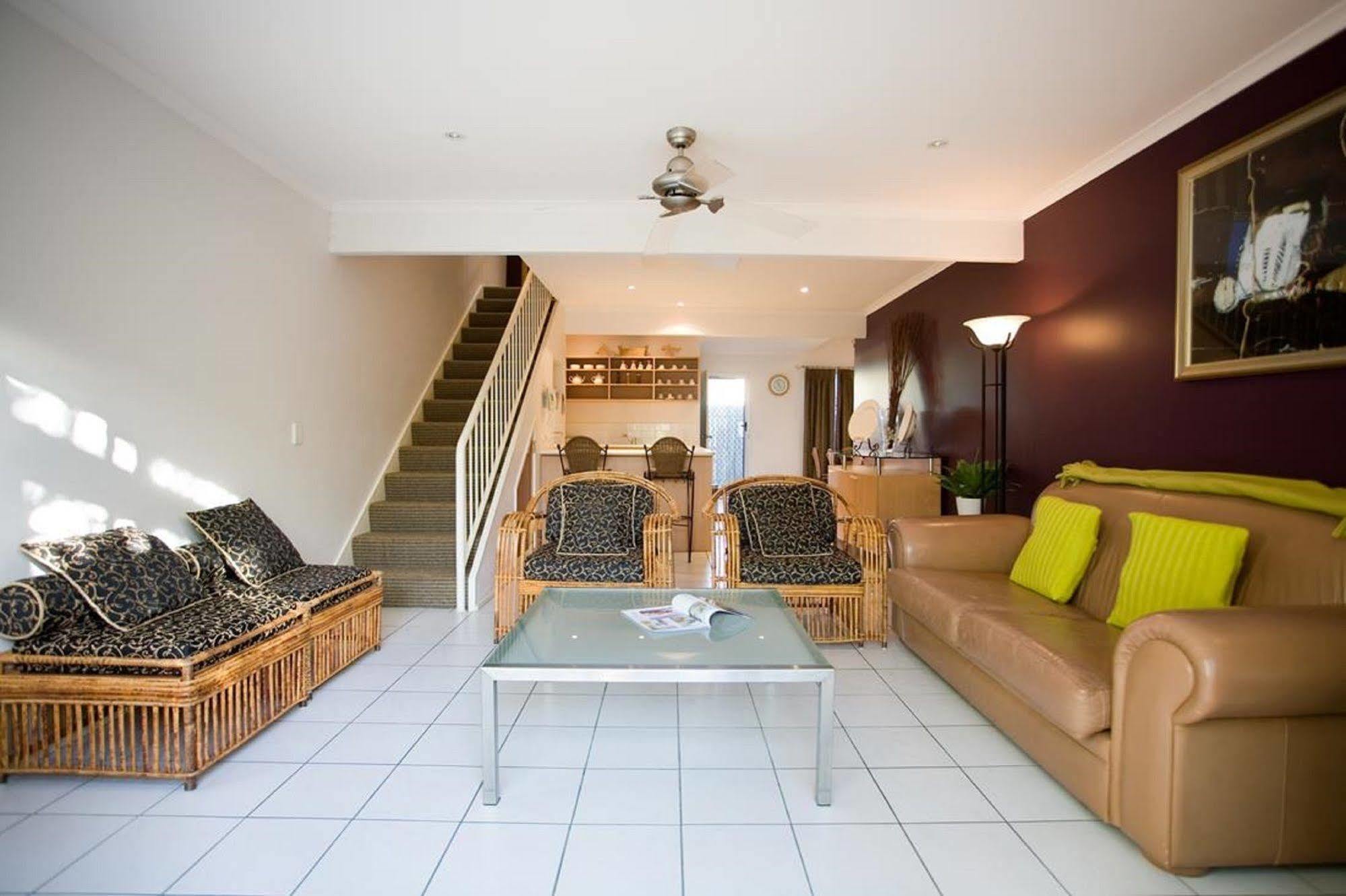 Skippers Cove Waterfront Resort Noosaville Esterno foto
