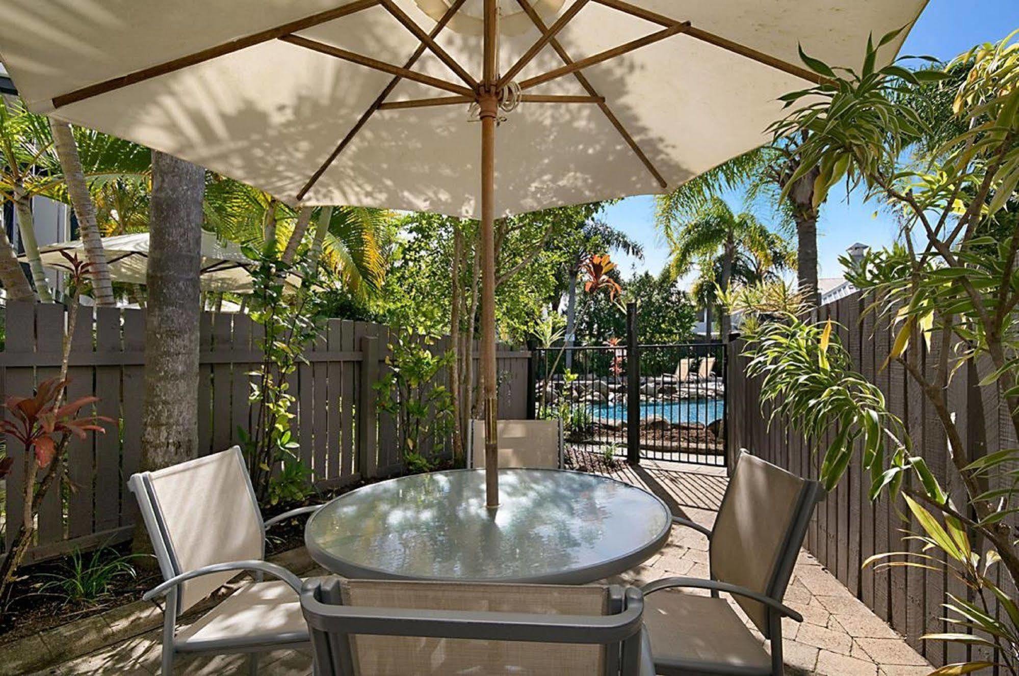 Skippers Cove Waterfront Resort Noosaville Esterno foto